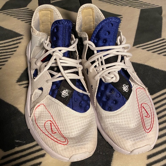 Nike sneakers - Picture 1 of 5